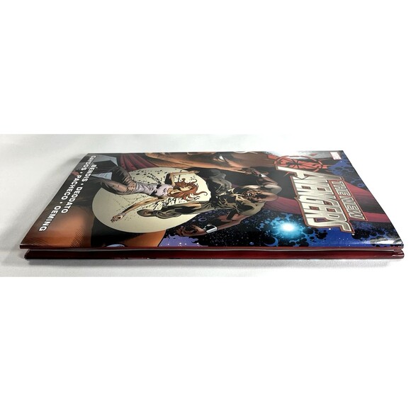 The New Avengers by Brian Michael Bendis #5 Marvel Comics 2013 First Printing - Picture 11 of 11